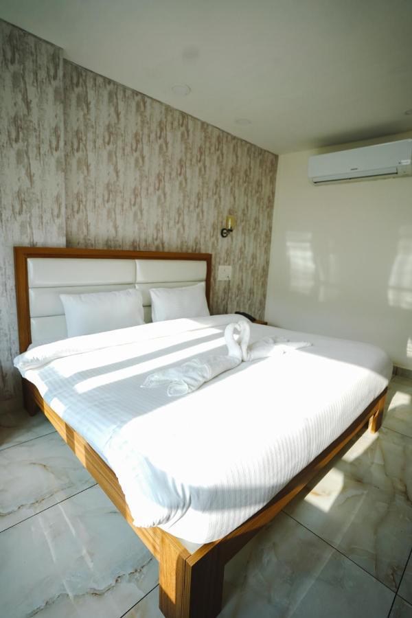 Hotel Northwind, Kharar, Mohali Экстерьер фото