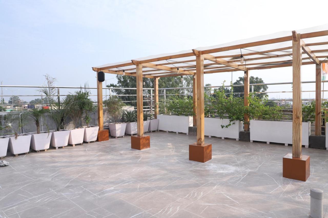 Hotel Northwind, Kharar, Mohali Экстерьер фото